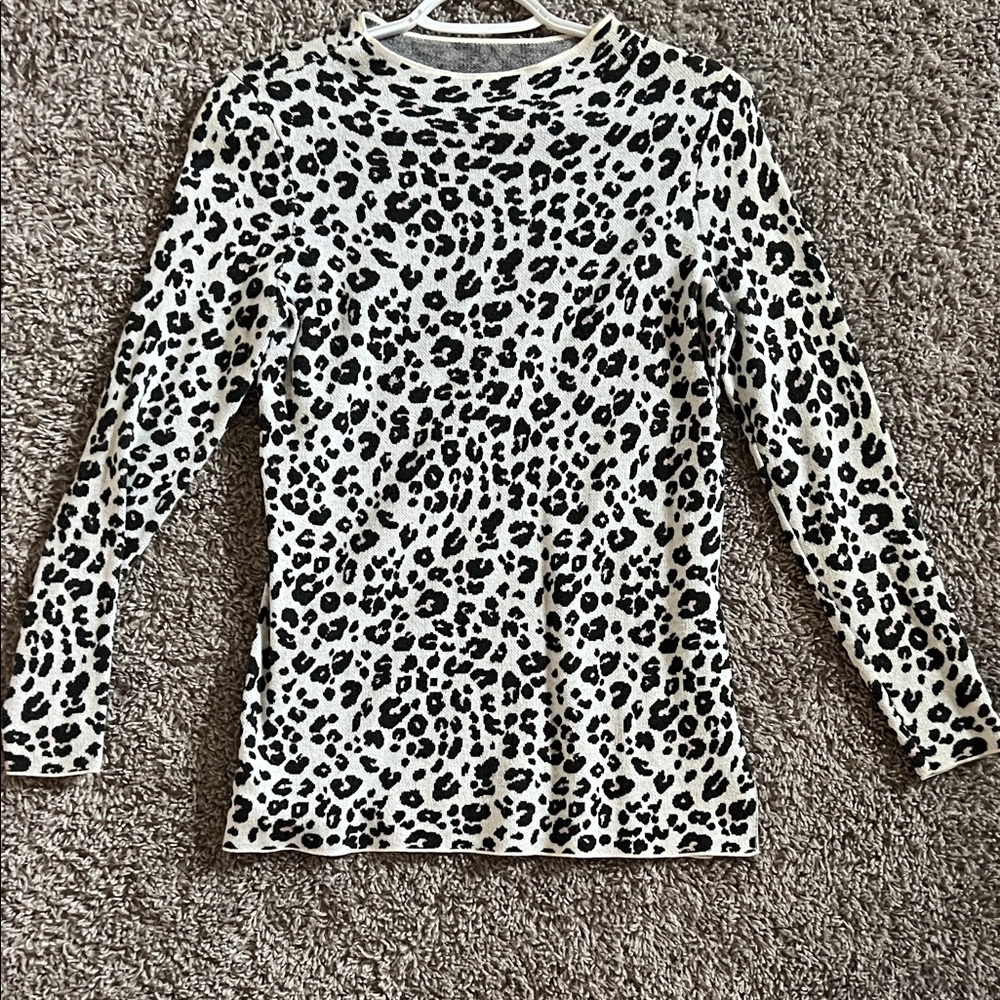 LOFT Black & White Marled Knit Top